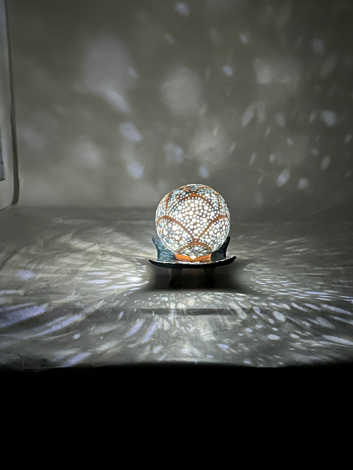 Lighted porcelain orb